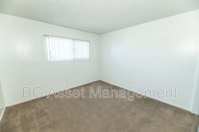 Building Photo - 1746 Kidder Ave