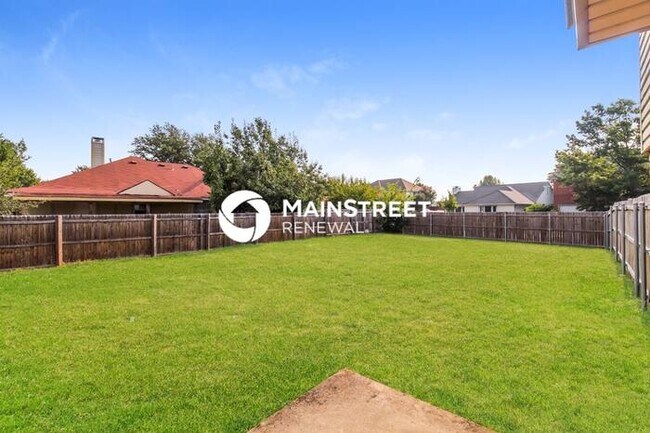 Building Photo - 3 Bedroom Pet-Friendly Home in Irving, TX ...