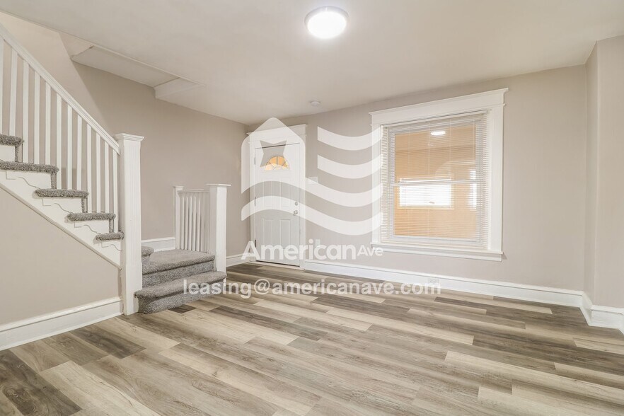 Building Photo - 2535 S Millick St