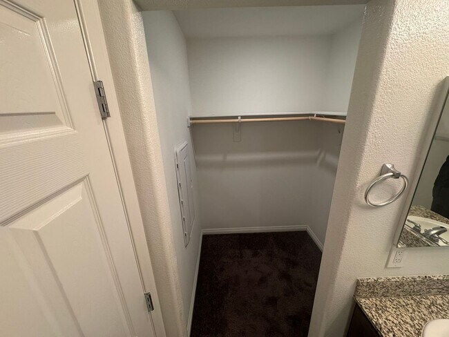 Building Photo - Charming 2-Story Townhome | 2 Bedrooms, 2 Baths & Community Pool