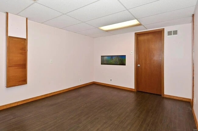 Building Photo - 980 Manresa Ln