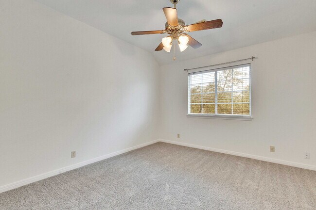 Building Photo - Charming Home in the Coveted River Place Community 5407 Merrywing Circle, Austin, TX 78730