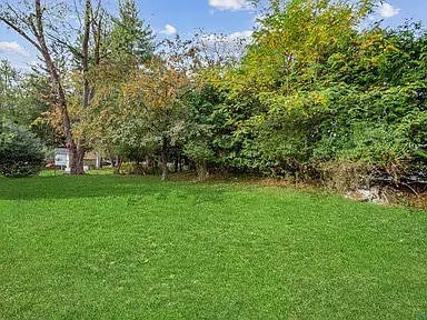 Building Photo - 36 Pascack Rd