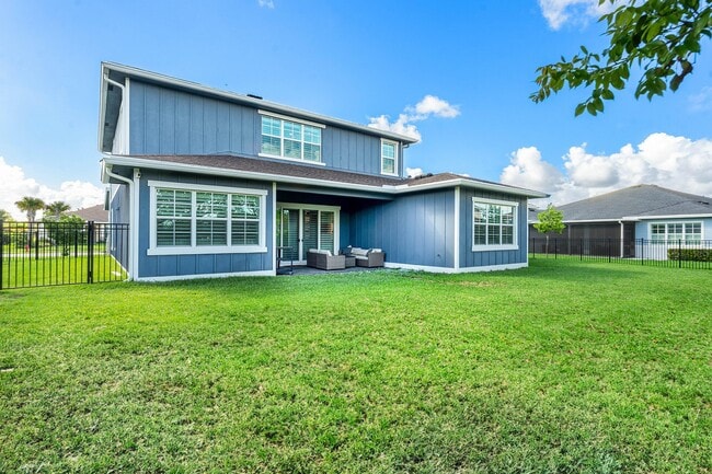 Building Photo - 981 Castaway Ct