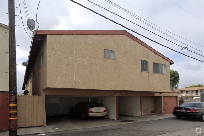 Building Photo - 14917 Gagely Dr