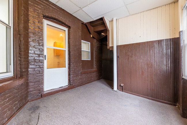 Building Photo - 3827 W Flournoy St