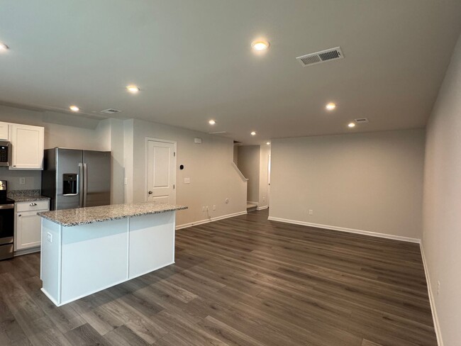Building Photo - 3 Bed | 2.5 Bath New Construction Townhous...