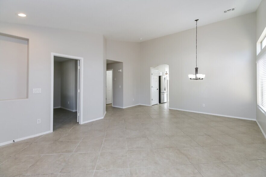 Building Photo - 8211 S 53rd Ave