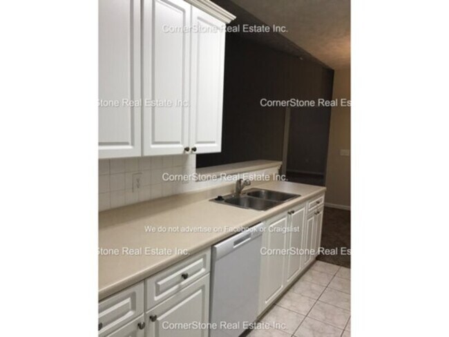 Building Photo - 4050 Bardstown Ct