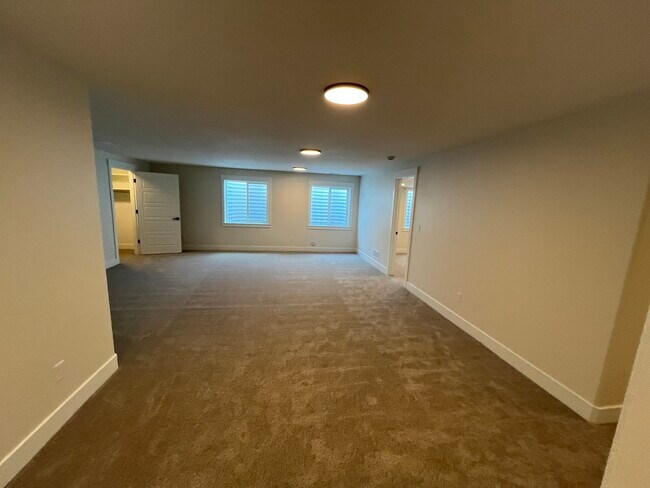 Building Photo - 184 Galena Smt Dr