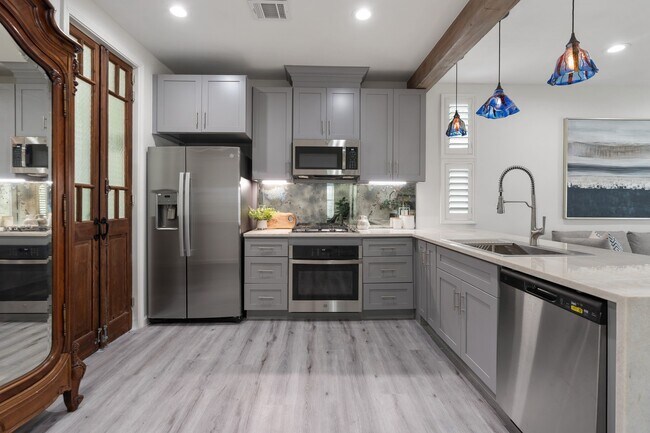 Building Photo - 1116 Nadine St