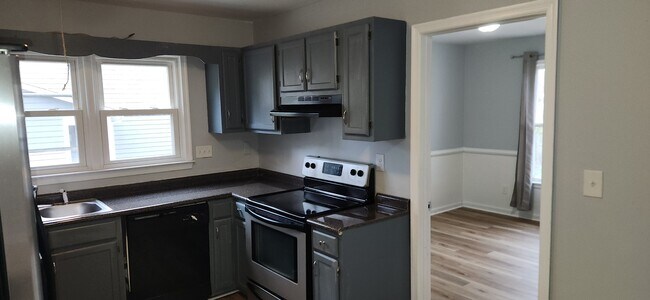 Building Photo - 5321 Hadrian Dr