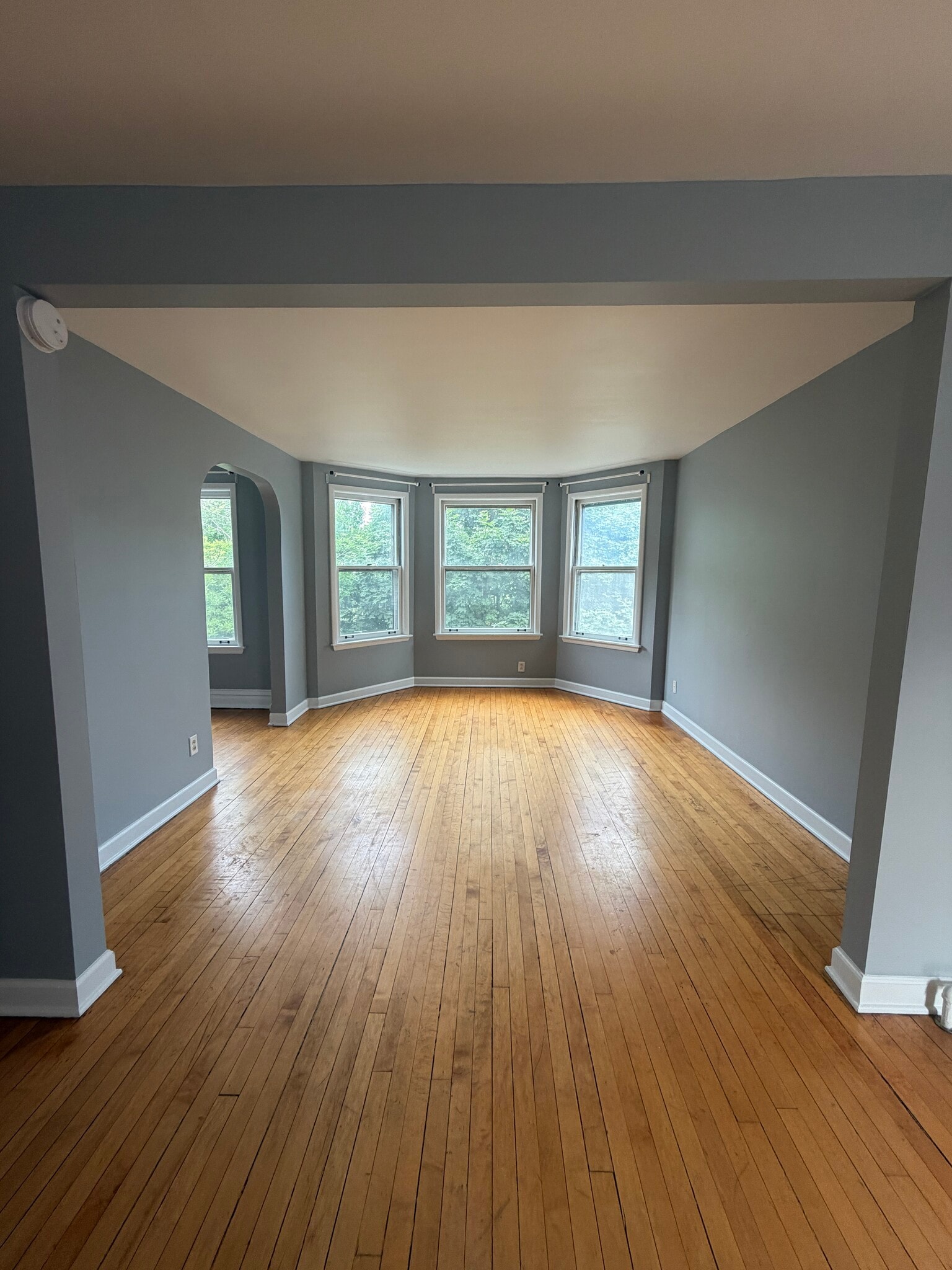 Building Photo - 2828 N Christiana Ave