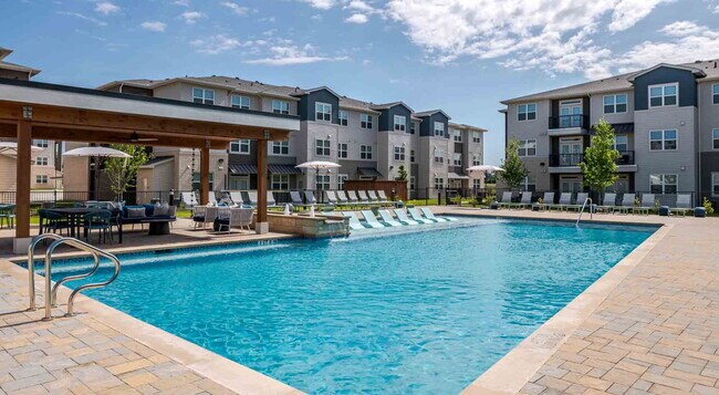 Building Photo - 615 E Foster Crossing Rd