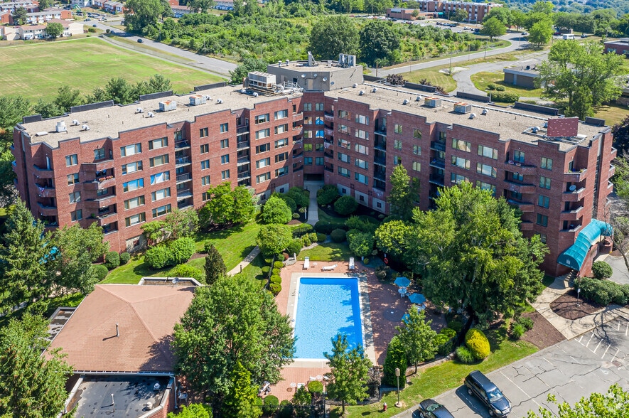 Devonshire Place Apartments 4850 Holy Family Rd Holyoke MA 01040