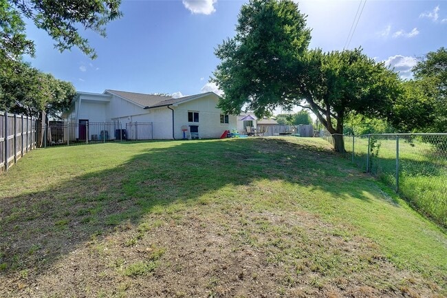 Building Photo - 7216 Langley Ct