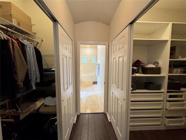 Building Photo - 8731 Tantallon Cir