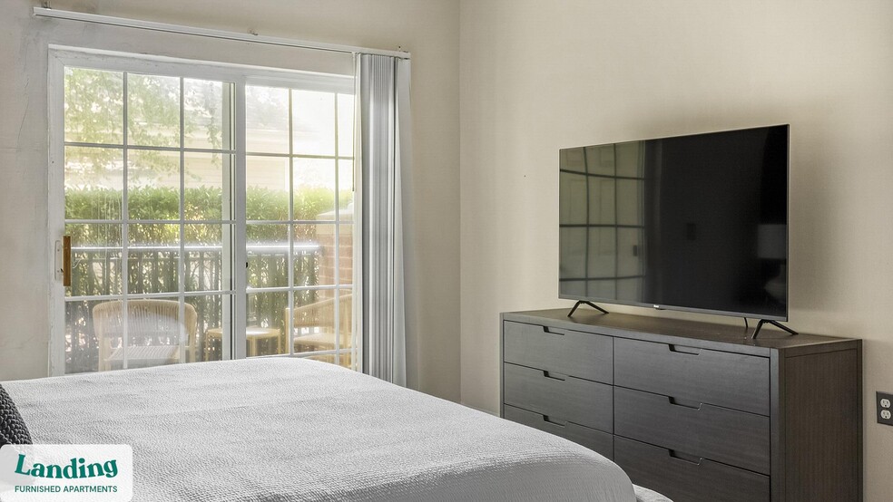 Building Photo - 1776 Patriots Ln