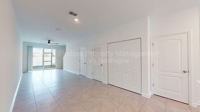 Building Photo - 230 Palmetto Rdg Rd
