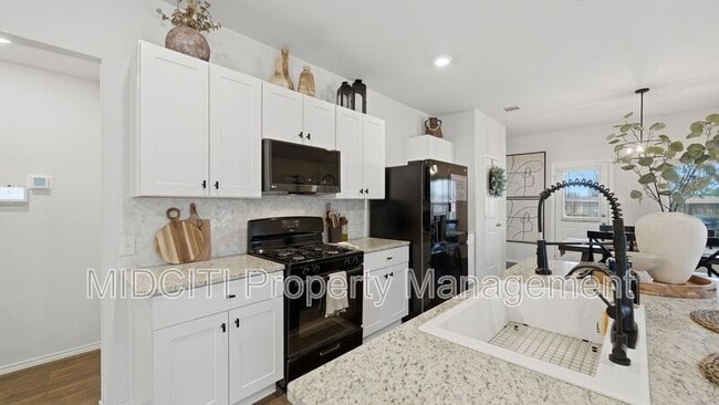 Building Photo - 2913 Brogan Creek