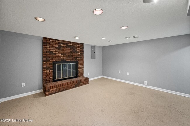 Building Photo - 9903 Welshpool Ct