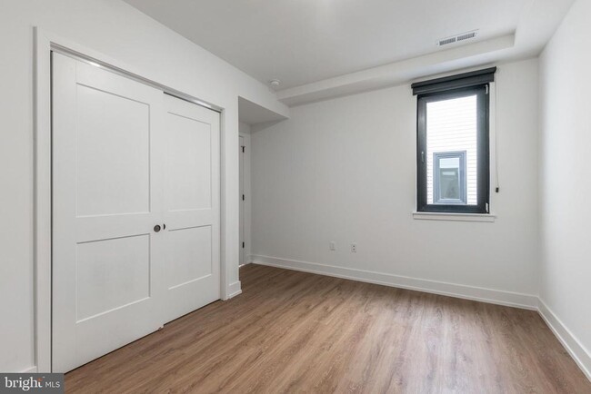 Building Photo - 1519 Ridge Ave