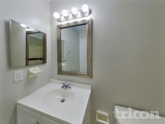 Building Photo - 191 Citation Ave