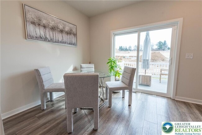 Building Photo - 4936 Brookside Ct