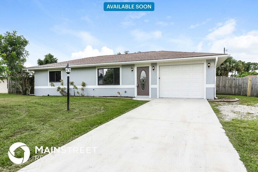 Primary Photo - 3879 Portair Ave