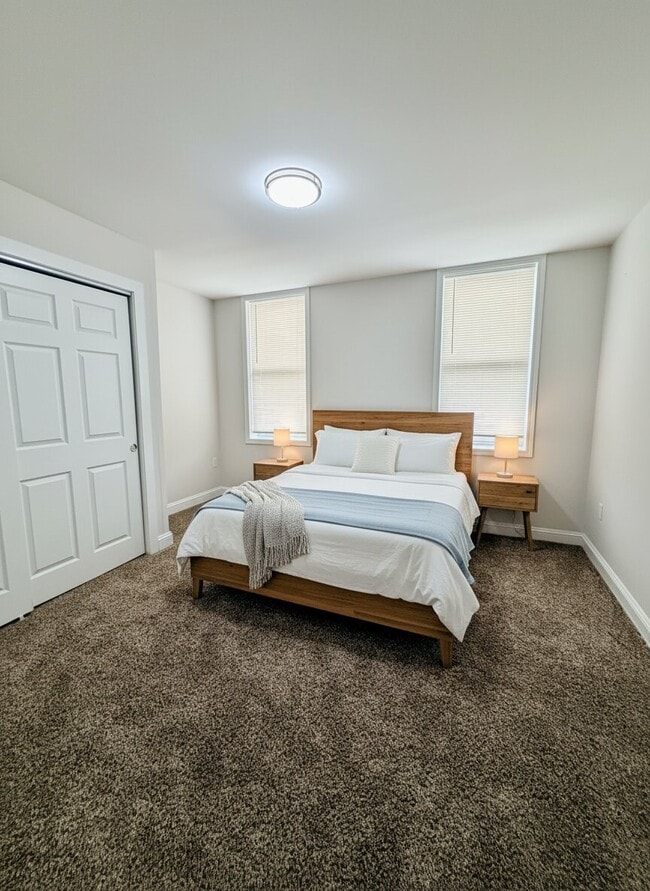 Building Photo - 2814 Helen St