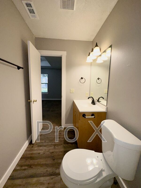 Building Photo - 1446 N Dawn Dr