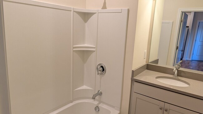 Building Photo - 110 Trotter Rd