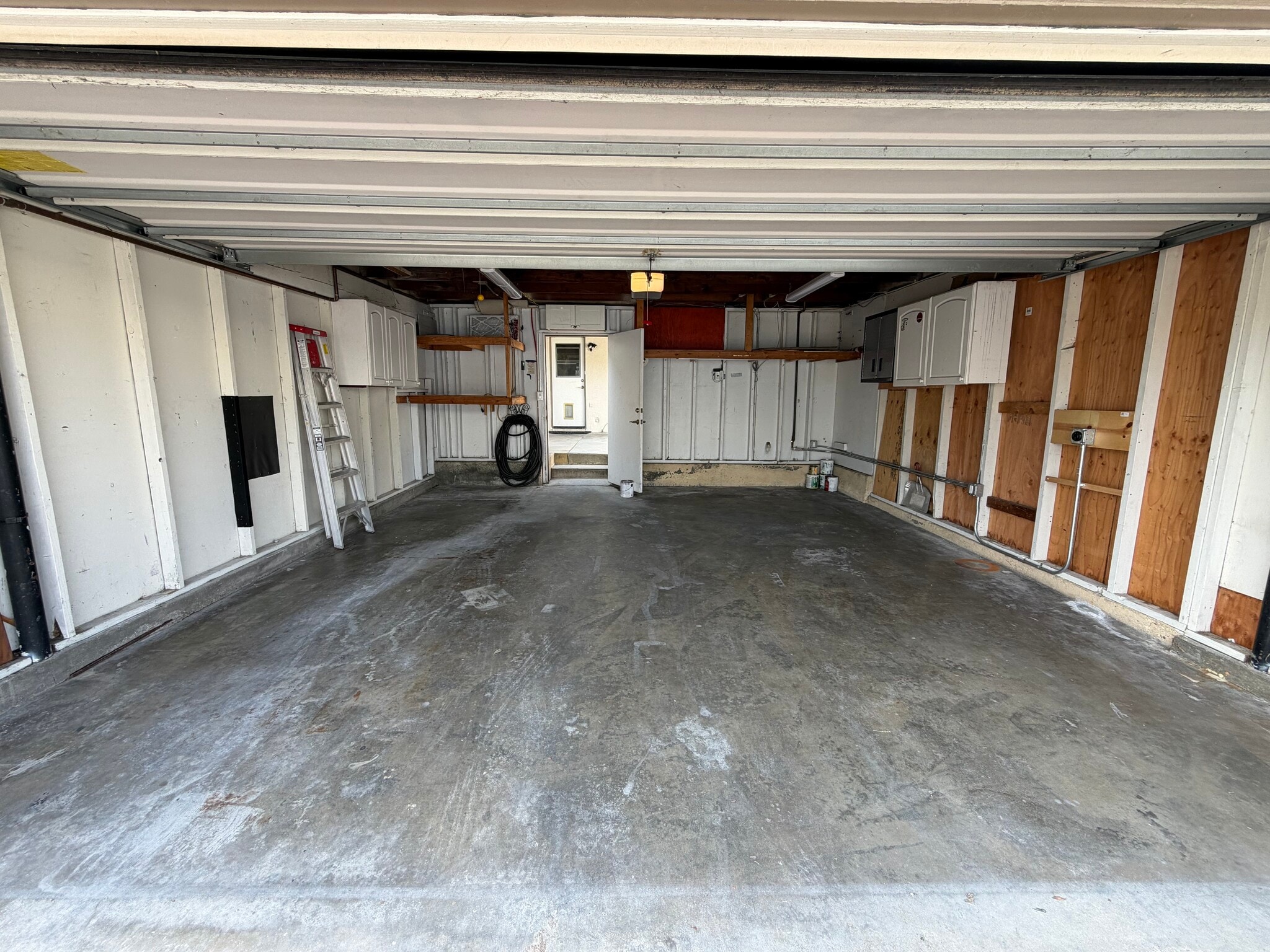 Building Photo - 5063 Argyle Dr