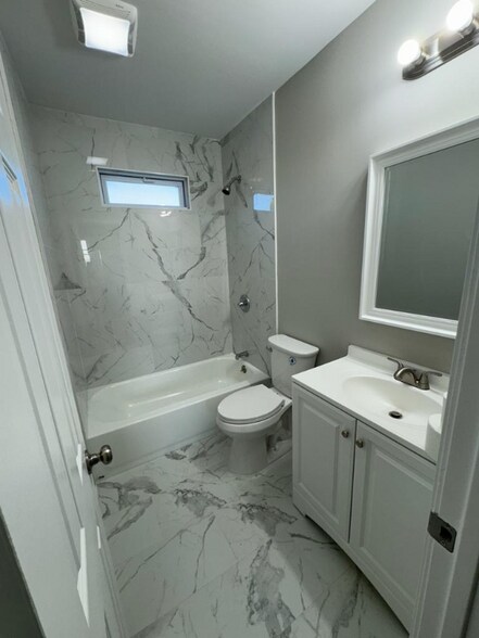 Building Photo - 43 Beardsley St