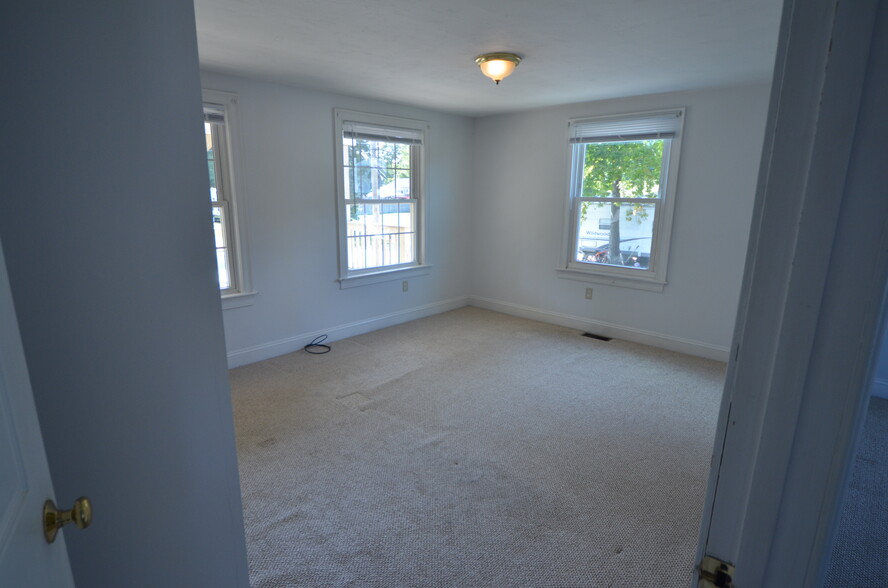 Main Bedroom - 23 Ames Ave