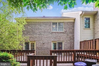 Building Photo - 10940 Brewer House Rd