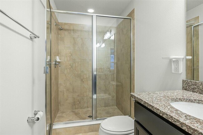 Building Photo - 9210 Hillcroft Dr