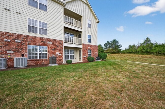 Building Photo - 1313 Piedmont Cir