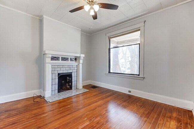 Building Photo - LEASING SPECIAL - sign a 13-month lease by 7/31/2026 and second month is free!