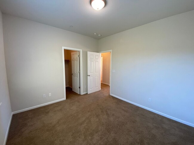 Building Photo - Move in by 01/15/2026 and Get $300 Off the First Month of Rent