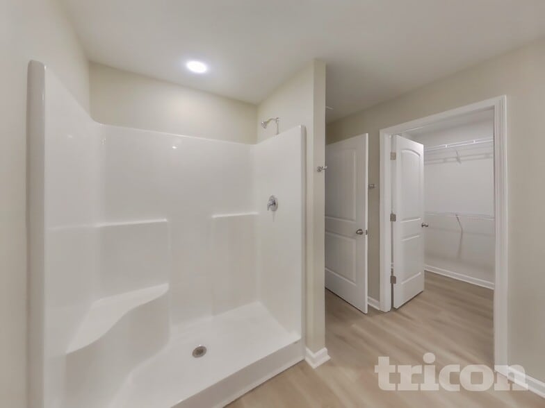 Building Photo - 1013 Pepper Stone Dr