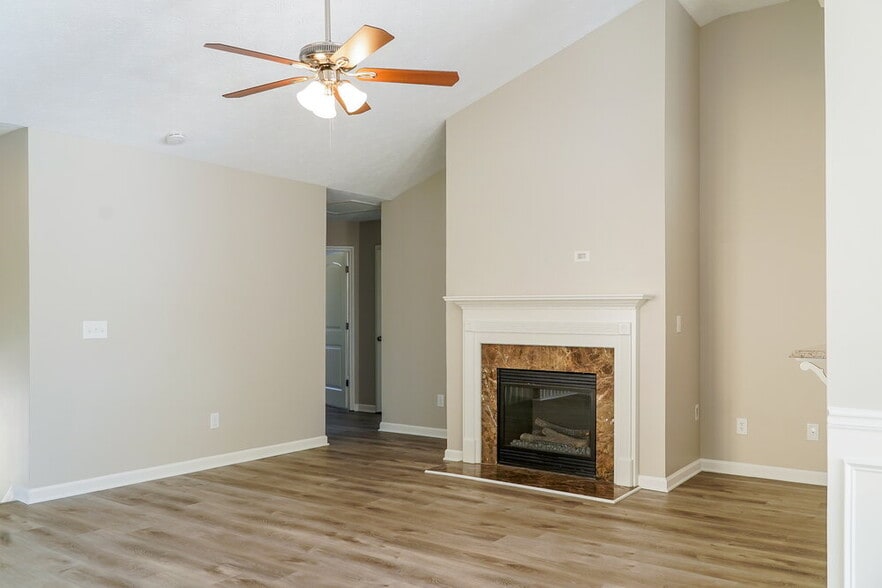 Building Photo - 960 Styles Ct