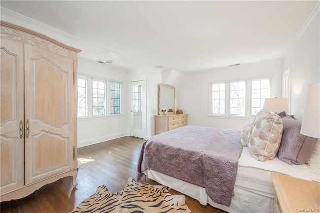 Building Photo - 1 Sunny Ridge Plaza