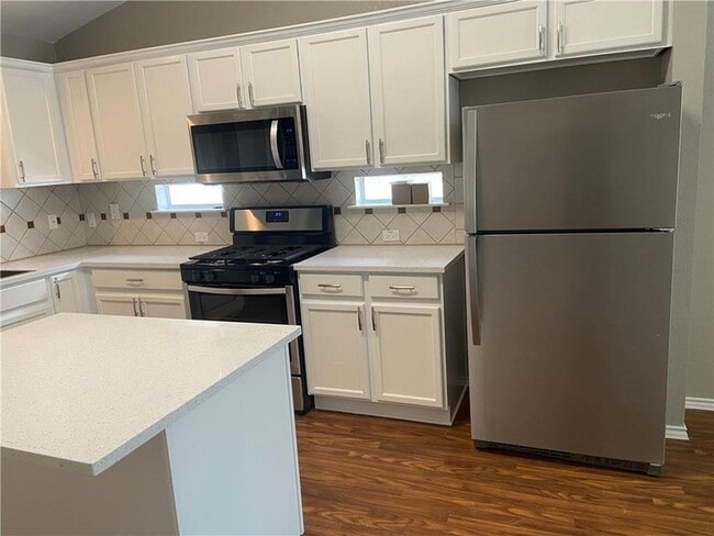 Building Photo - 1513 Big Bend Dr