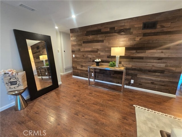 Building Photo - 607 Sixth St