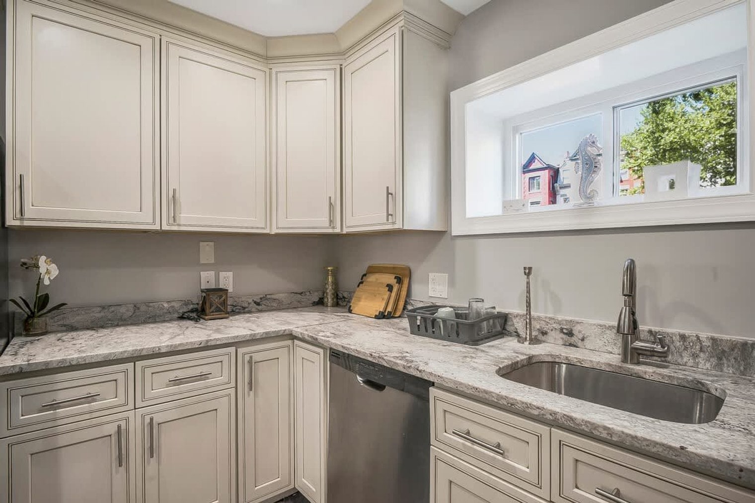 Building Photo - 45 Rhode Island Ave NE