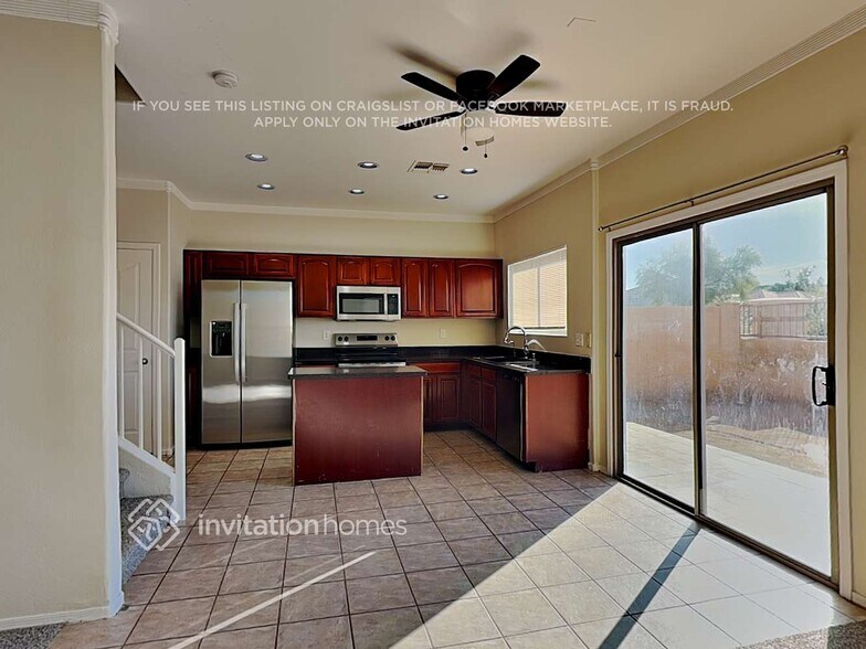 Building Photo - 8231 W Carol Ave