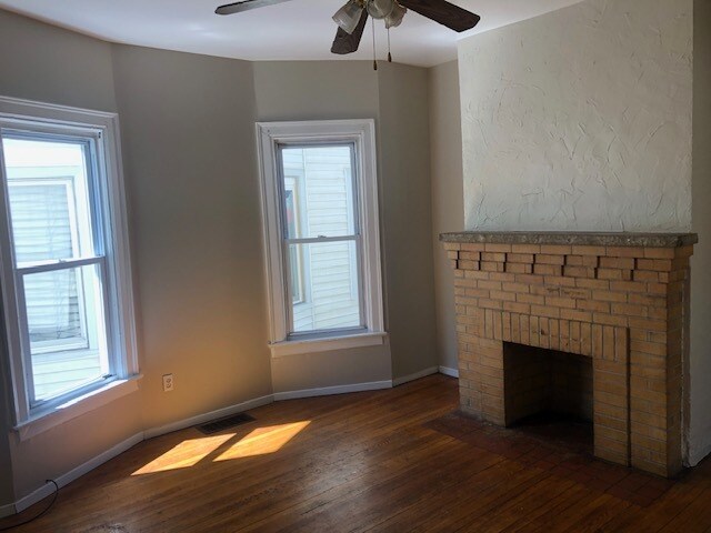 Building Photo - 1098 Elmwood Ave