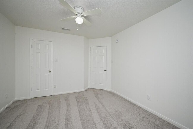Building Photo - 14420 Walters Rd