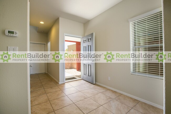 Building Photo - $200 off your first full month's rent with...